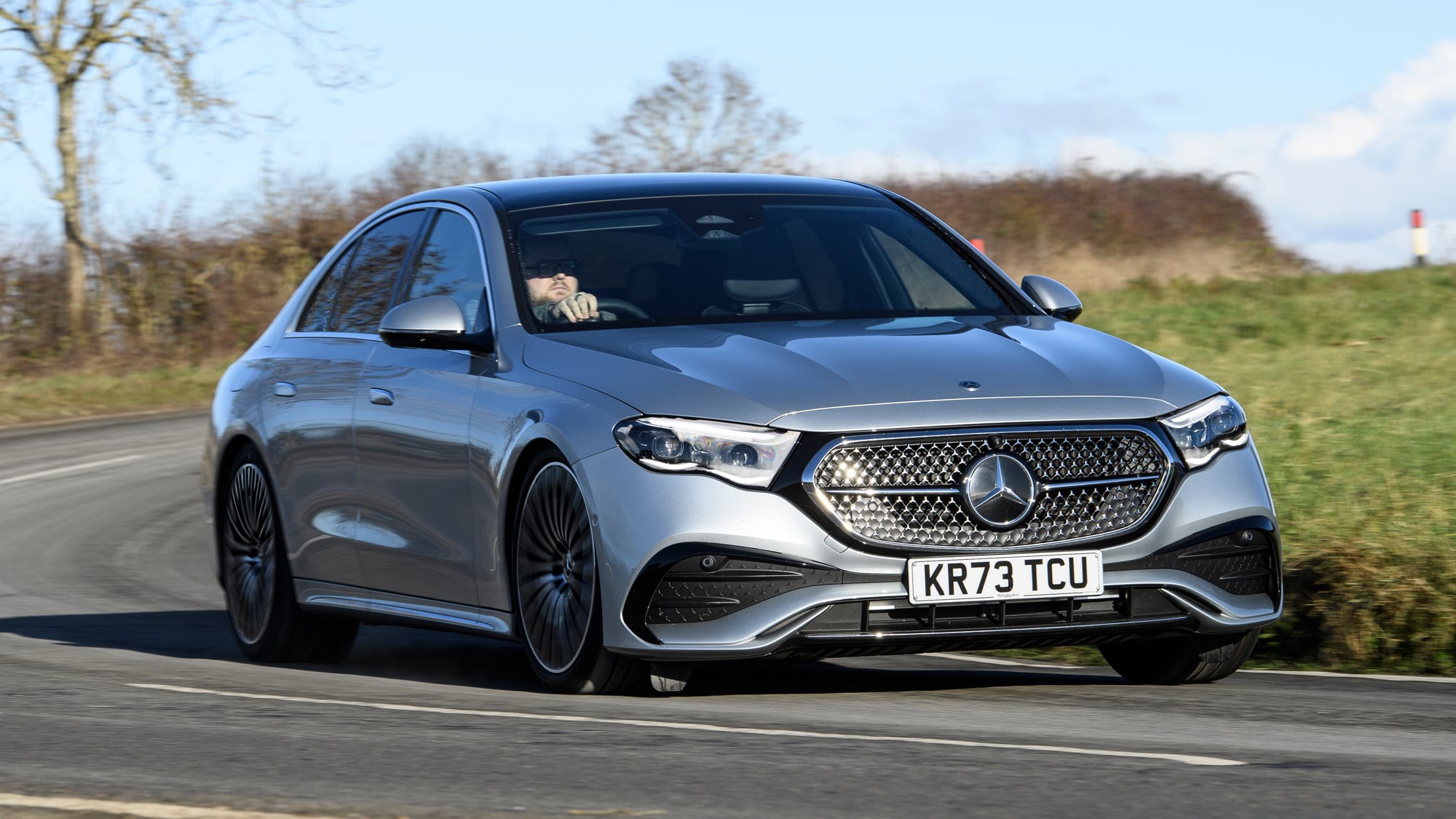 Mercedes-Benz E클래스 차량 예시